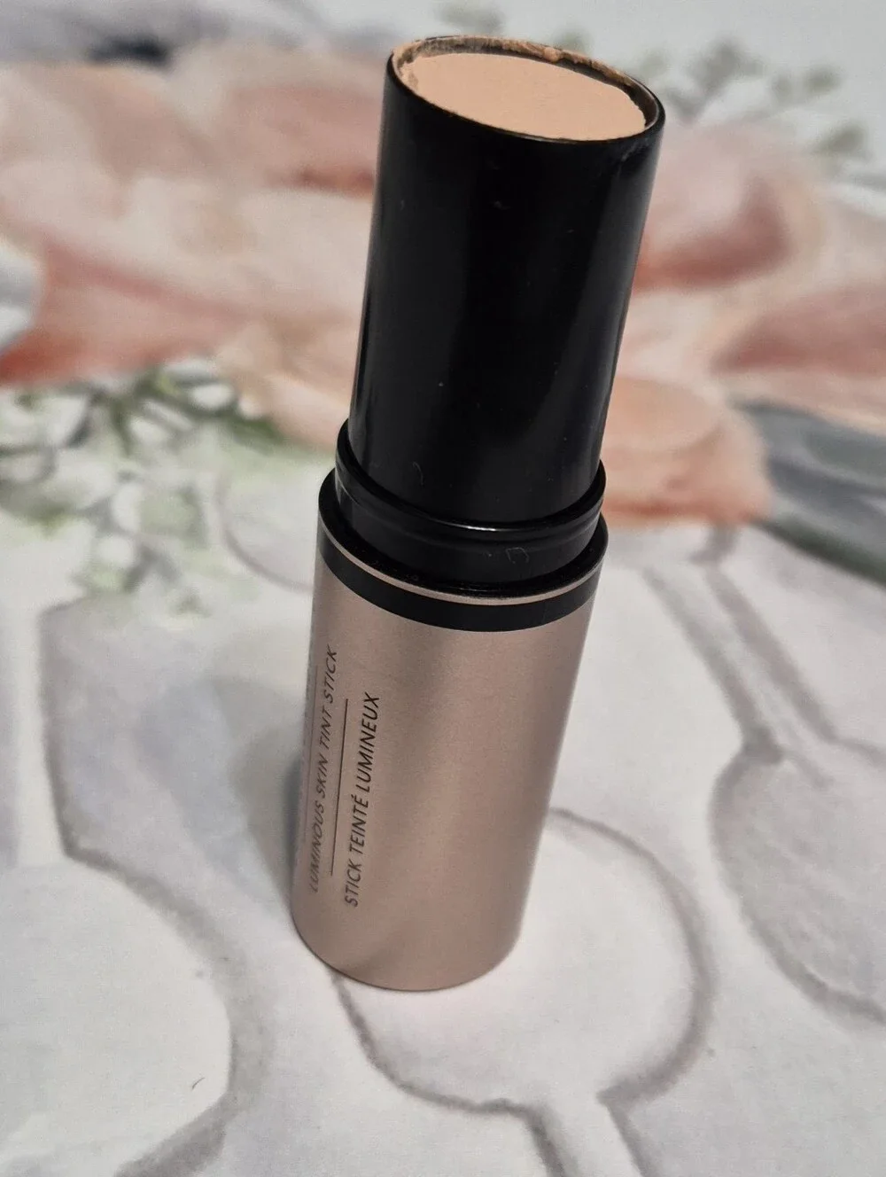 bareMinerals Complexion Rescue Luminous Skin Tint Stick, Opal 01
